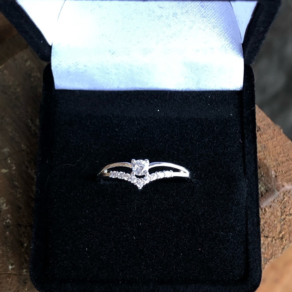STERLING SILVER PERFECT PRINCESS RING SIZE 5.5 - Picture 6 of 8